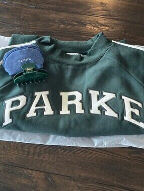 New Parke Sport Forest Green Mockneck Sweatshirt & Matching Claw Clip L/XL